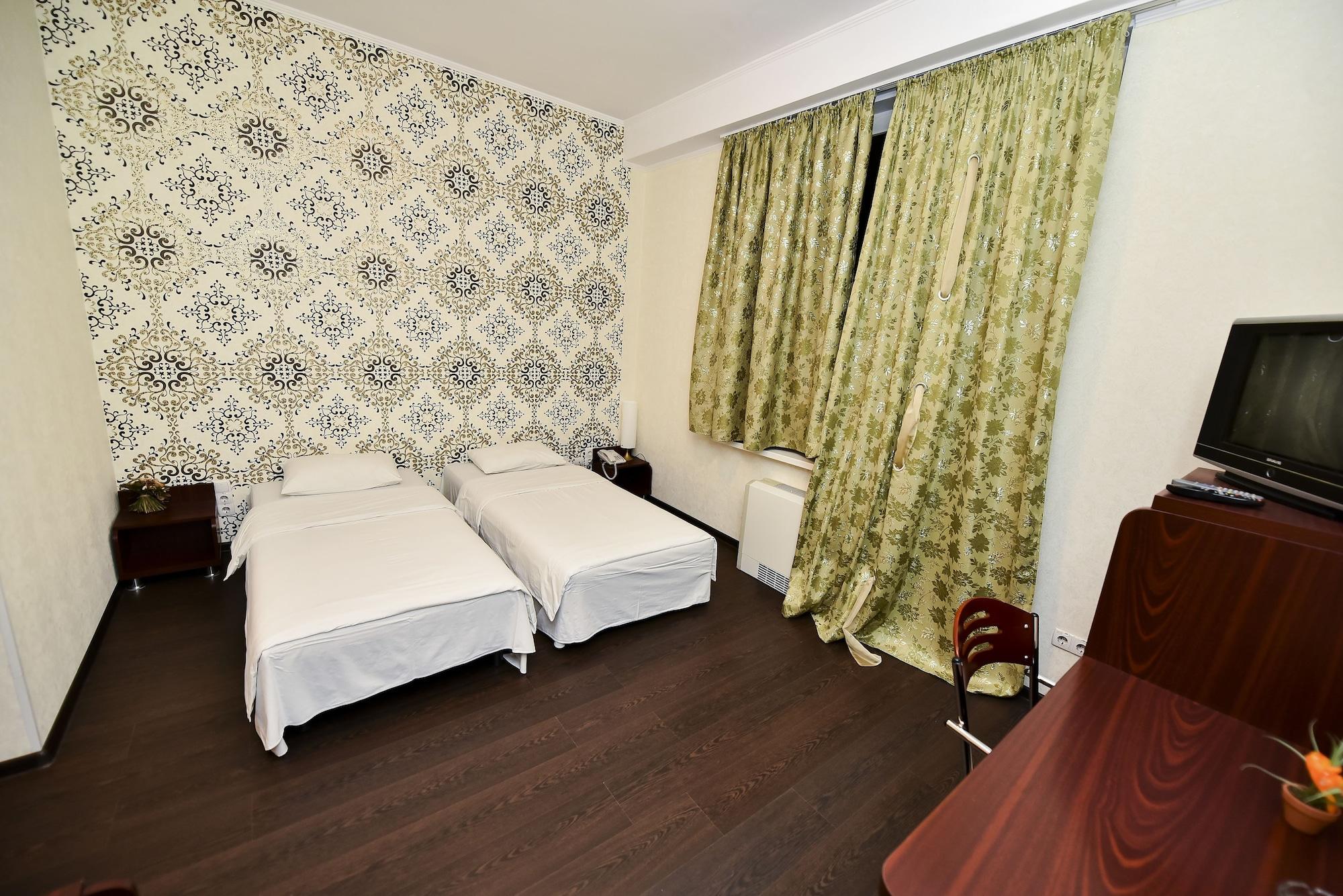 Mesogios Hotel Chişinau Exteriör bild
