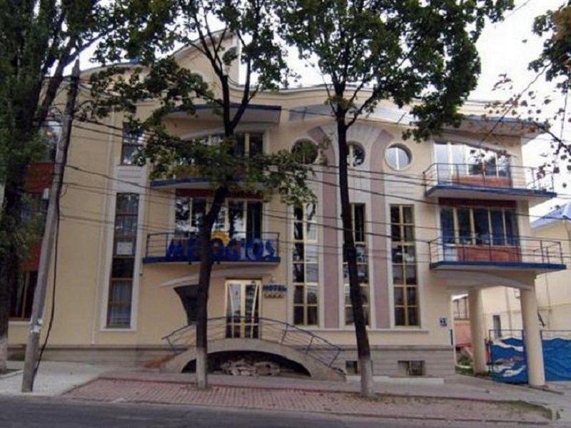 Mesogios Hotel Chişinau Exteriör bild