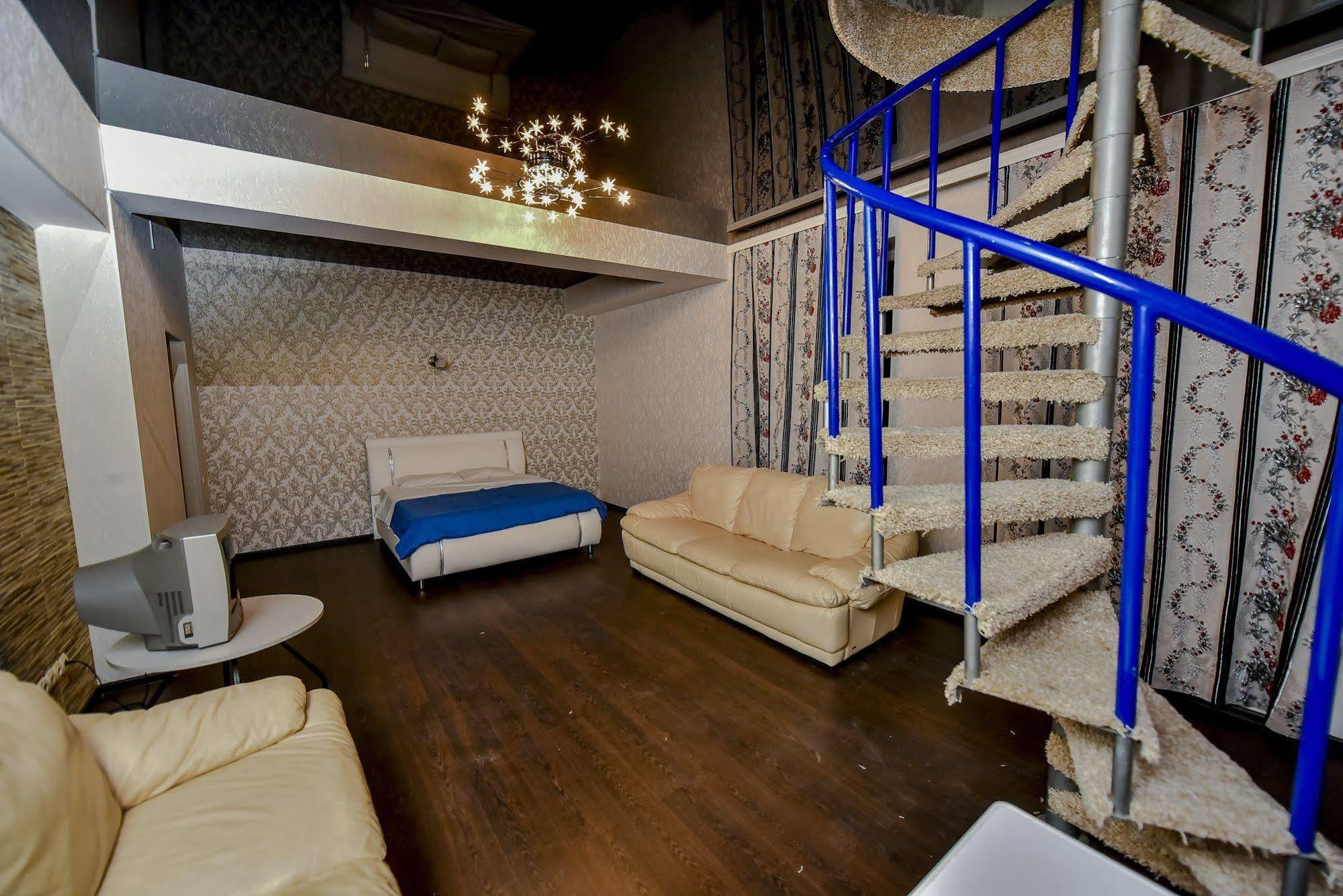 Mesogios Hotel Chişinau Exteriör bild